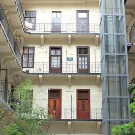 Lola Apartment Budapest Exterior photo