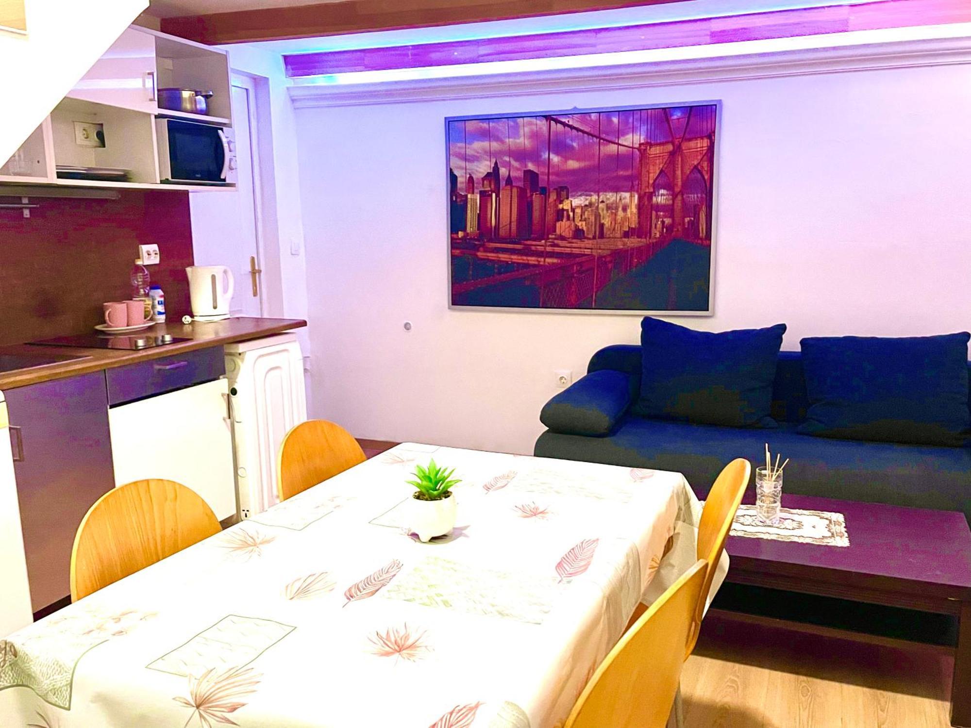 Lola Apartment Budapest Exterior photo